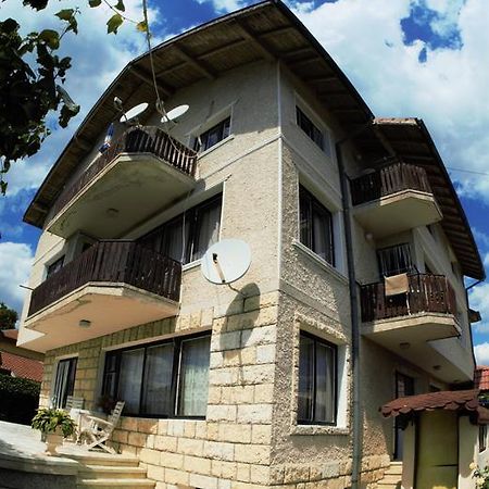 Hotel Atanasovi House Shkorpilovtsi Esterno foto