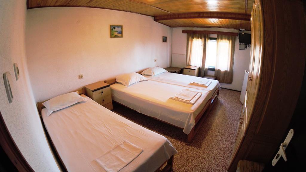 Hotel Atanasovi House Shkorpilovtsi Esterno foto