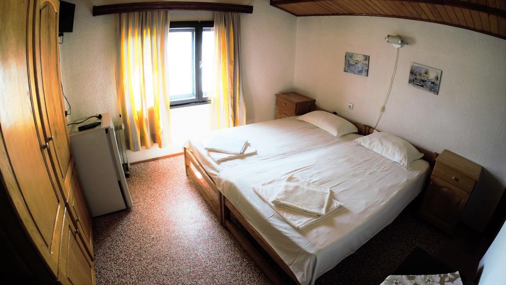 Hotel Atanasovi House Shkorpilovtsi Esterno foto