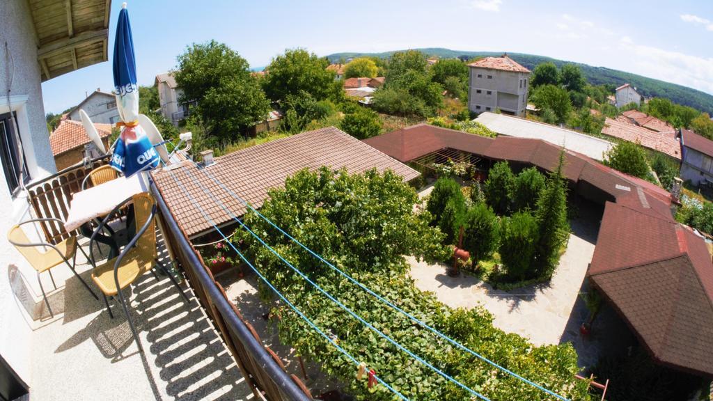 Hotel Atanasovi House Shkorpilovtsi Esterno foto