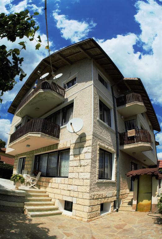 Hotel Atanasovi House Shkorpilovtsi Esterno foto